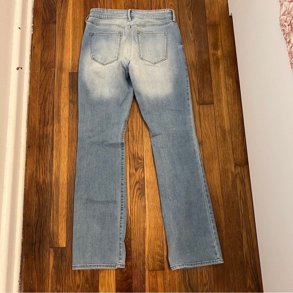 Old Navy Mid Rise Kick Bootcut Jean Light Maple Wash - Picture 6 of 11